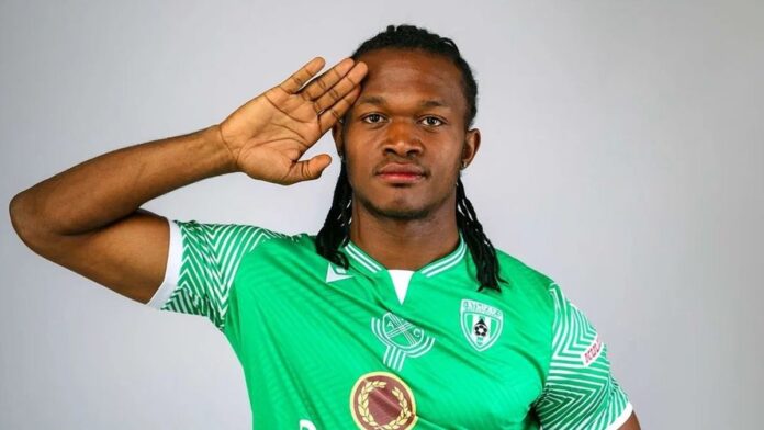 Effiong AO