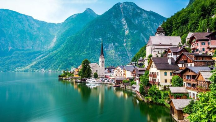 Hallstatt din Austria
